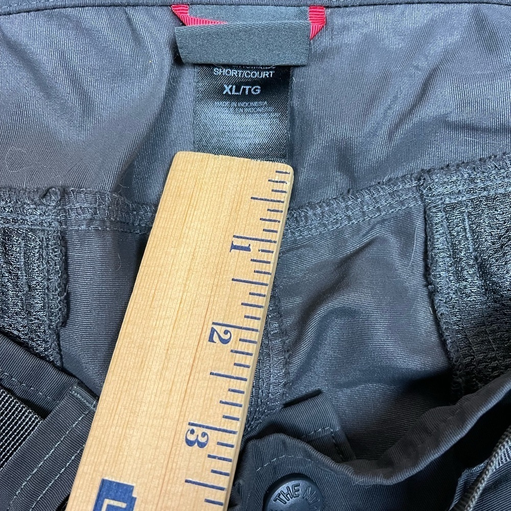 The North Face Cargo Pants Men's Size XL Grey Pants - Picture 5 of 10